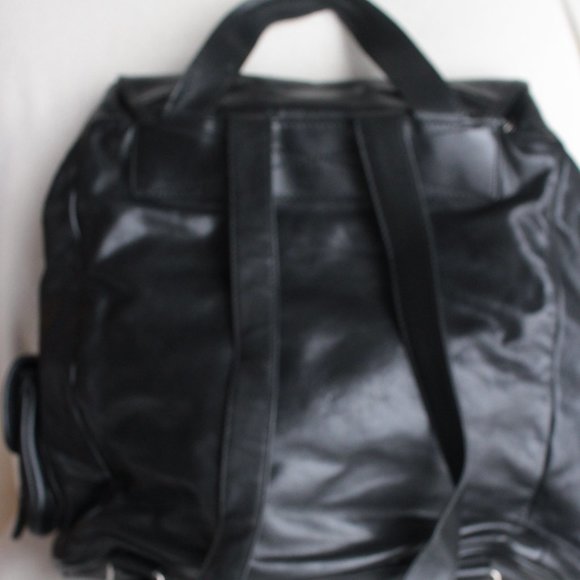 C BACKPACK BLACK POLISHED LEATHER - Picture 4 of 6